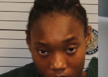 Teen girl shot in car; 2 teen boys in custody after Chattanooga shooting