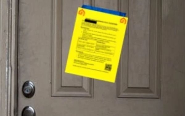 SWAT Surrounds Armed Suspect in Chattanooga Home