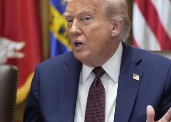 One Hiker Dies After Falling in Kentucky